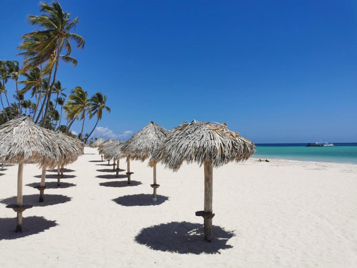 Sol Caribe Suites - Playa Los Corales - Beach Club, Wifi, Swimming Pool - Calle Aruba プンタ・カナ エクステリア 写真